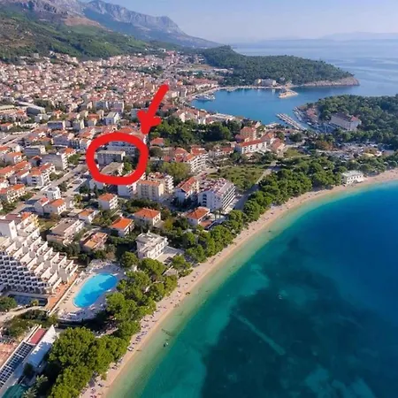 Two-bedroom In Makarska/makarska Riviera 6709 Apartment
